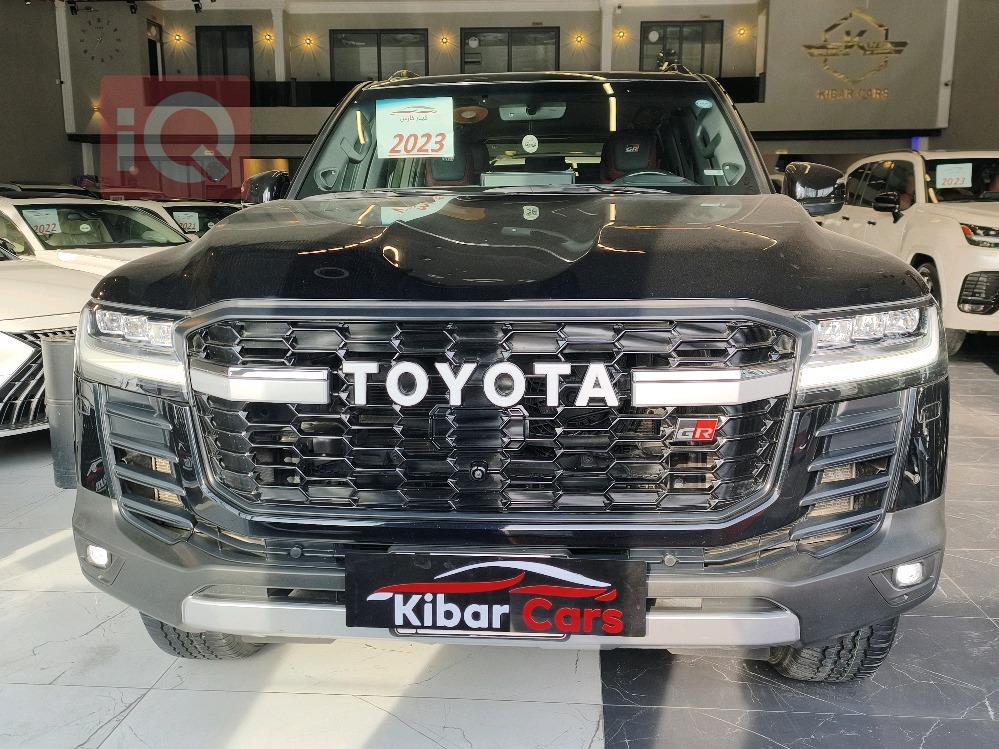 تويوتا لاندكروزر